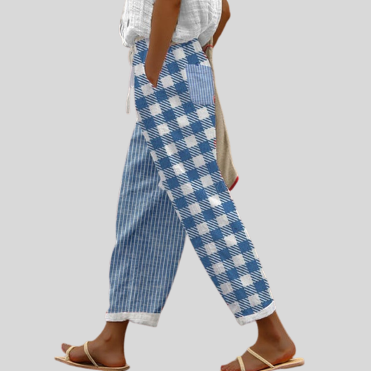 Pantaloni casual geruite